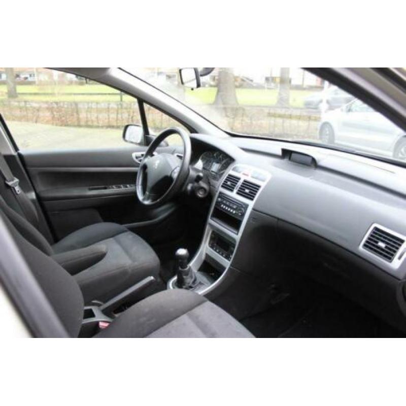 Peugeot 307 SW 2.0-16V Pack / PANODAK / AIRCO-ECC / CRUISE C