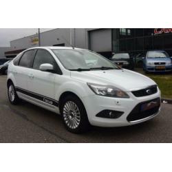 Ford Focus 1.6 Titanium Climate/Control Parktronic-Achter