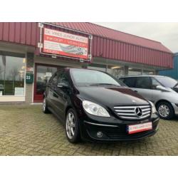 Mercedes-Benz B-klasse 180 CDI apk november boekjes netjes i