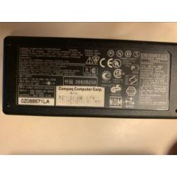 Accu opladers 4 stuks HP en Compaq