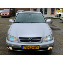 Opel Omega 2.2i-16V Onyx Edition AUTOMAAT Peter Mulder JR Em