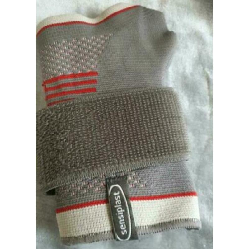 Sensiplast wrist brace maat s/m