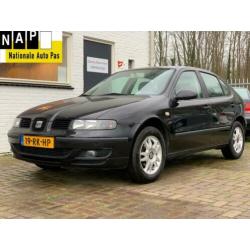 Seat Leon LEON 1.6 16V Airco/Cruise control