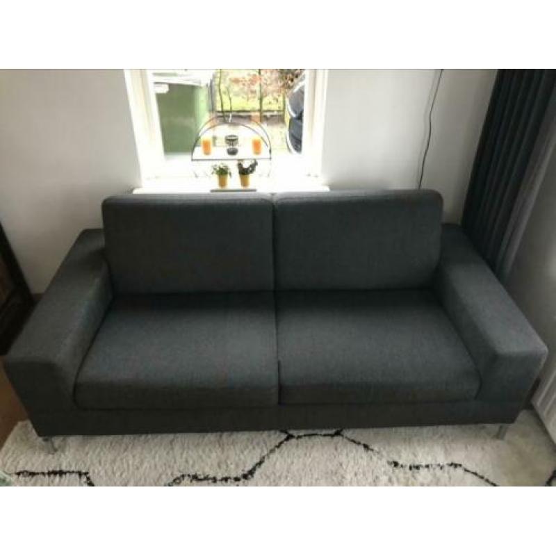 Mooie 3 zits bank kleur antraciet/zwart