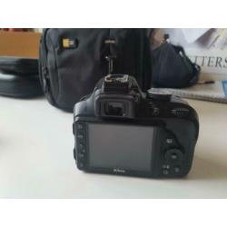 Nikon D3300 + twee lenzen