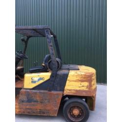 Daewoo 4 tonner gas 2750,-