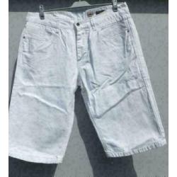 JACK&JONES witte spijker bermuda mt XL