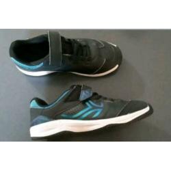Nette gym schoenen Artengo maat 34 Zwart met blauw galaxy