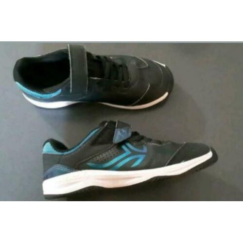 Nette gym schoenen Artengo maat 34 Zwart met blauw galaxy
