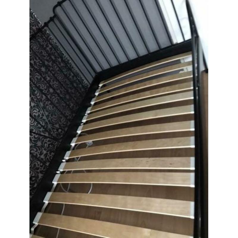Zwart meisjes bed incl lattenbodem