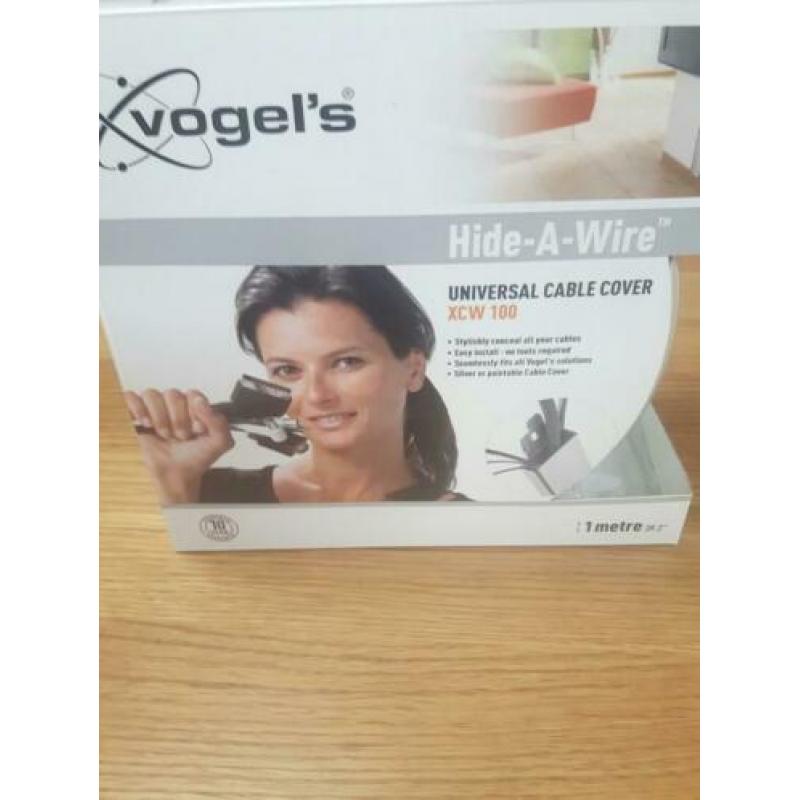 Vogel's hide-a-wire XCW 100 universal cable cover