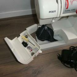 Pfaff fashion hobby 4250 naaimachine