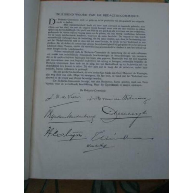 Gedenkboek 1898-1923 koningin wilhelmina