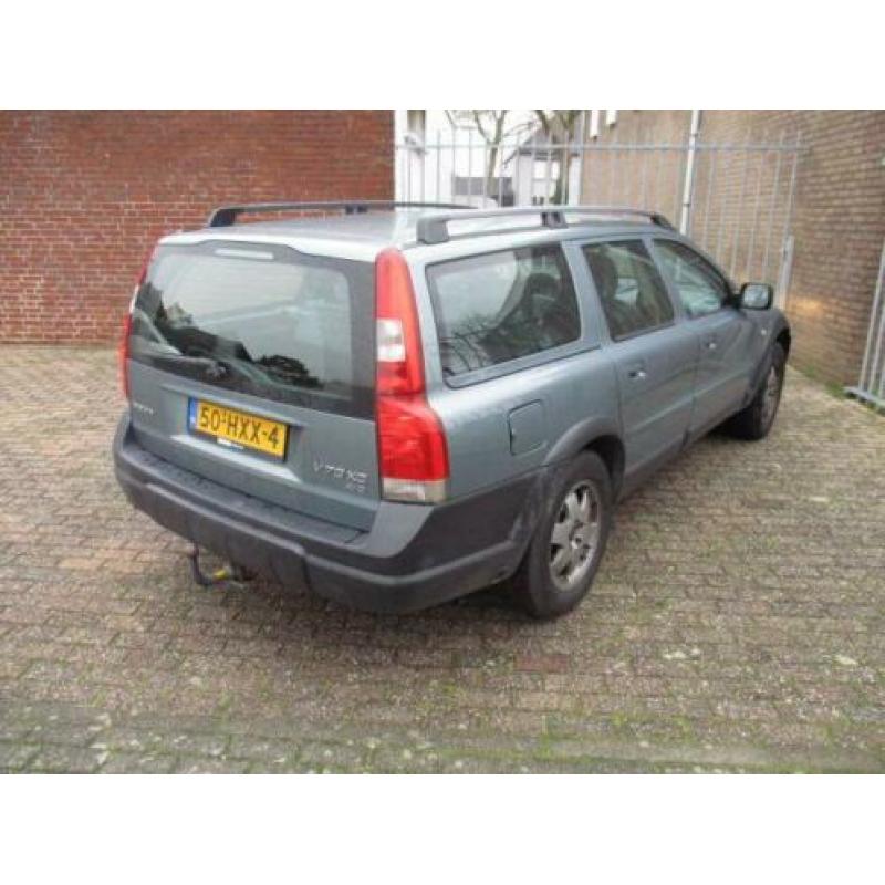 Volvo V70 V70; CROSS COUNTRY AUT.