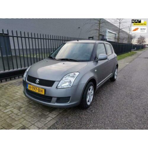 Suzuki Swift 1.3 Comfort , 86125 km, AIRCO, CV met afst bed.