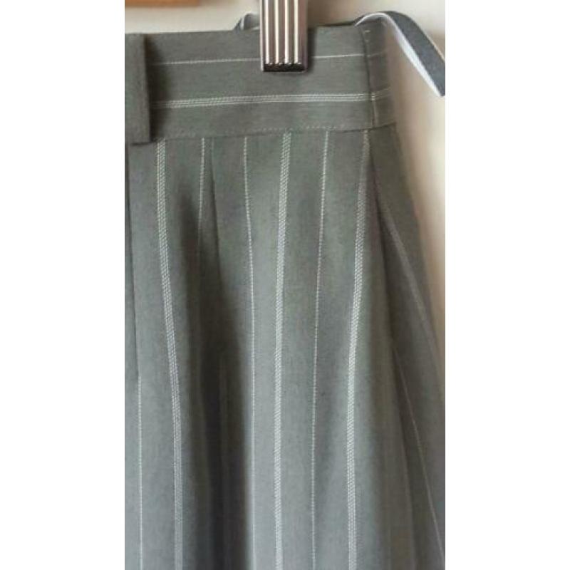 Gerry Weber grijze rok met krijtstreepje maat 38