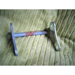 KTM LC4 motorophang bracket motorsteun blokbeugel