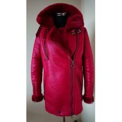 Rode leer look gevoerde winterjas van Berskha mt S