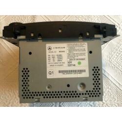 Origineel Mercedes autoradio model MF2550