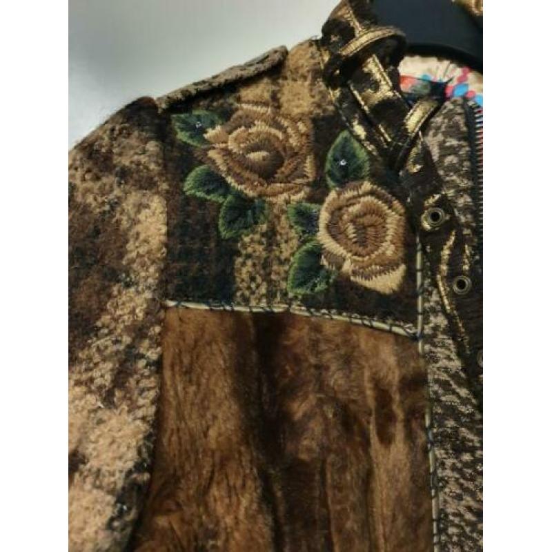 Super mooie apparte jas van Desigual maat 36, nieuw
