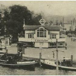 Rotterdam heel veel sleepboten Boompjes e.o. kiosken 1938