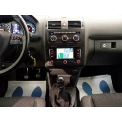 Volkswagen Touran 1.2 TSI Highline BlueMotion 7persoons, Nav