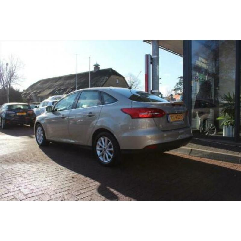 FORD Focus 1.0 125pk 4-deurs Titanium, Navi, Cruise C.