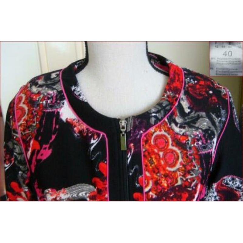 BRANDTEX zwart-rood retro jas maat 40 zgan