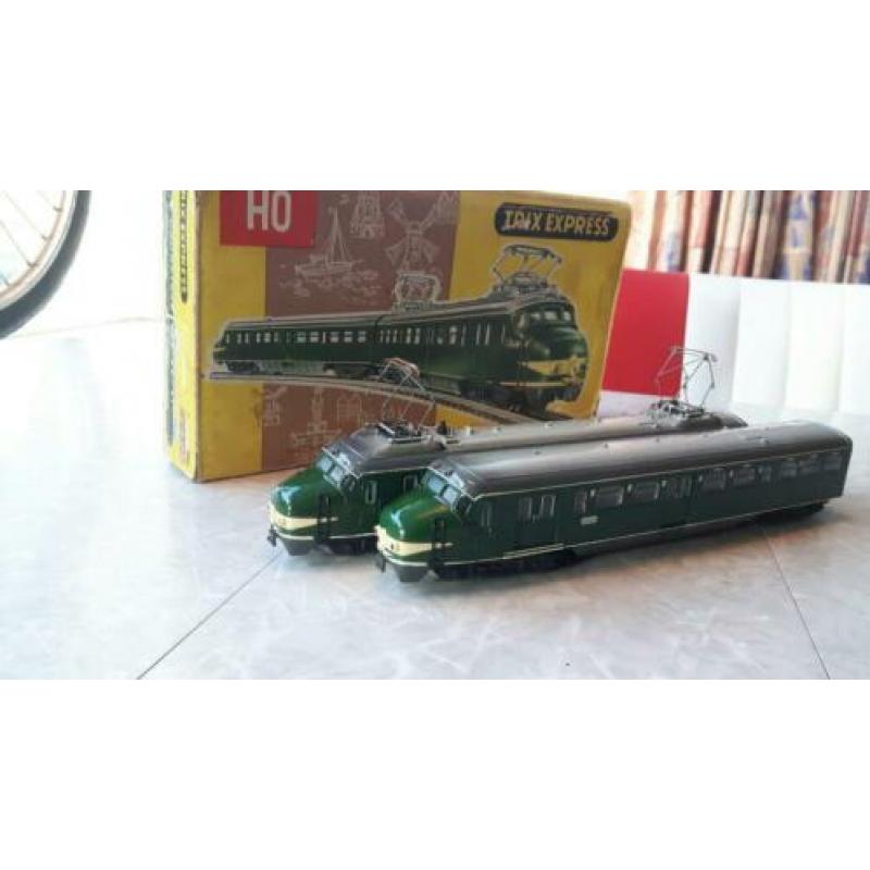 trix express trix h0 2281 hondekop is zeer mooie en compleet