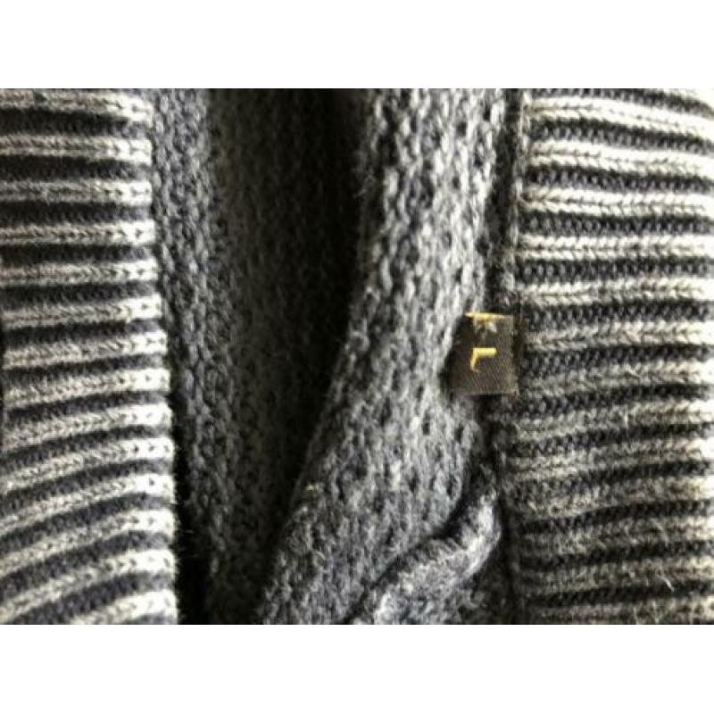 Donkerblauwe trui van Jack and Jones vintage maat L