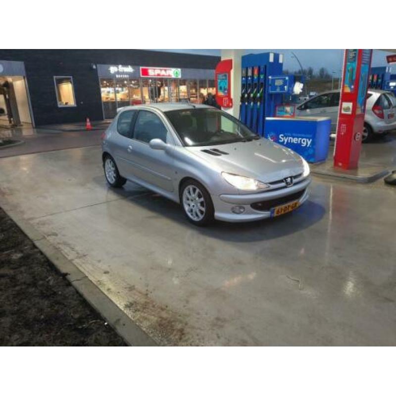 Peugeot 206 2.0 GTI 16V 3D 2000 Grijs