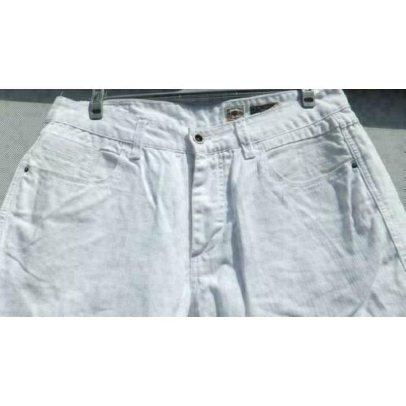 JACK&JONES witte spijker bermuda mt XL