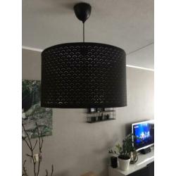Grote zwarte hanglamp bijna gratis!