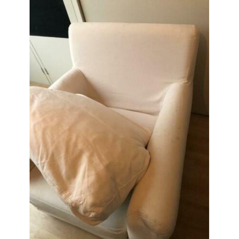 Fauteuil van Ikea in crème