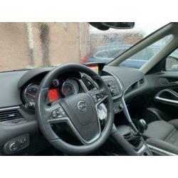 Opel Zafira Tourer 1.6 CDTI Design Edition 7P + Panoramadak