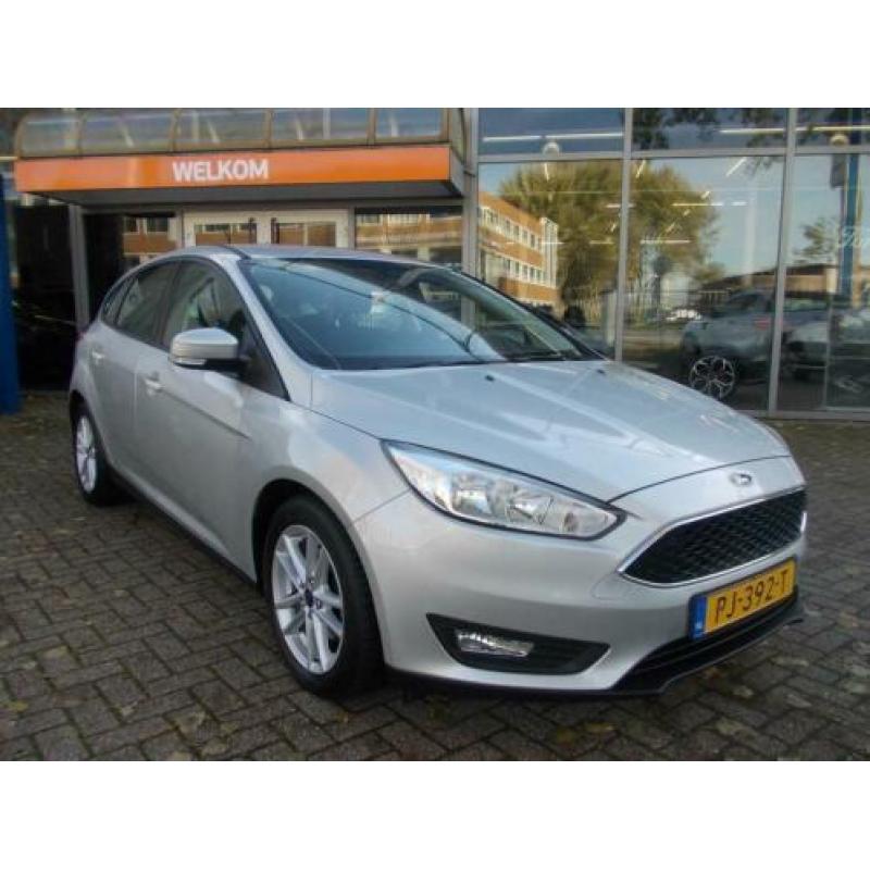 Ford Focus 1.5 TDCi 120pk TREND Business 5drs NAVI!