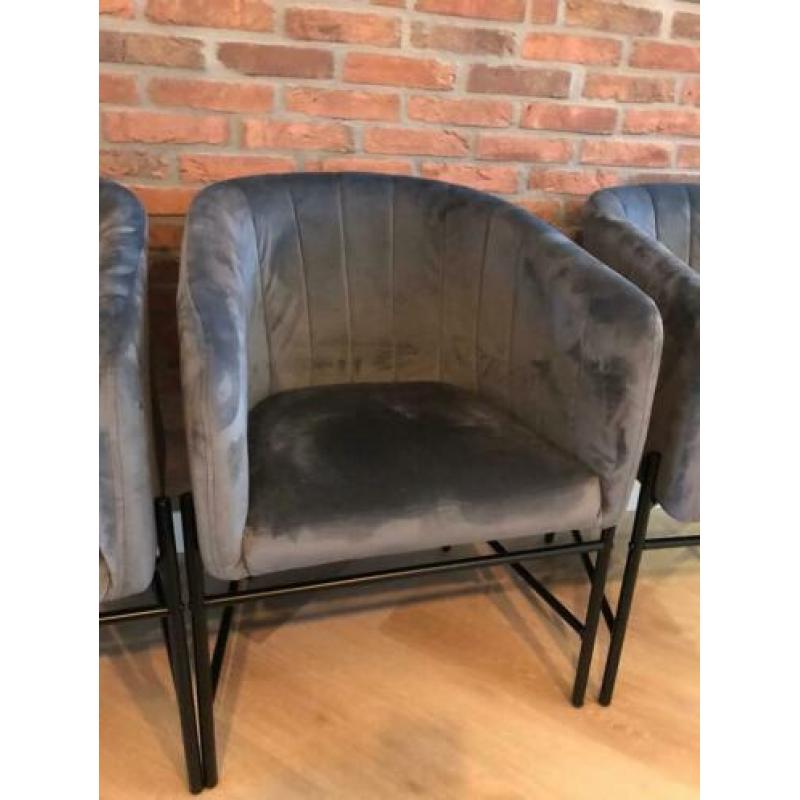 3x WOOOD Denver velvet grijze stoelen / h 79, b 60, d 58.