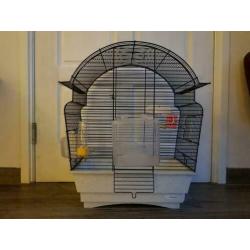Compleet ingerichte vogelkooi