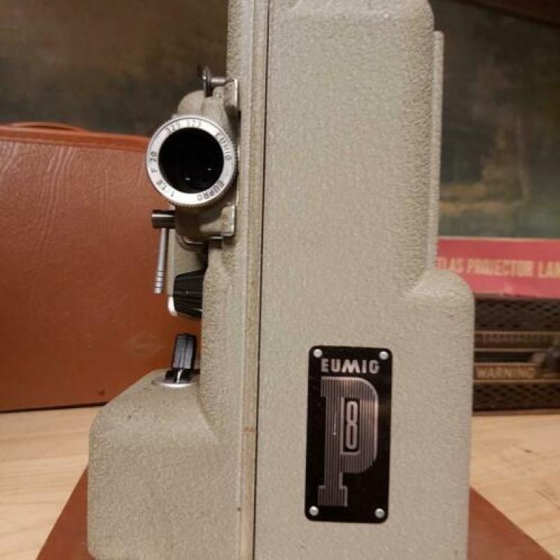 eumig p8 projector