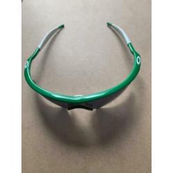 Oakley M Frame groen met grijs glas