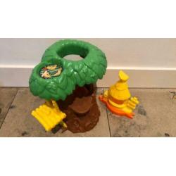 Little People Dieren Boomhut glijbaan 3 dieren ZGAN (€40)