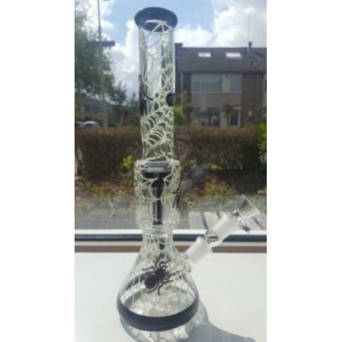 Bong Bongo Waterpijp Spider