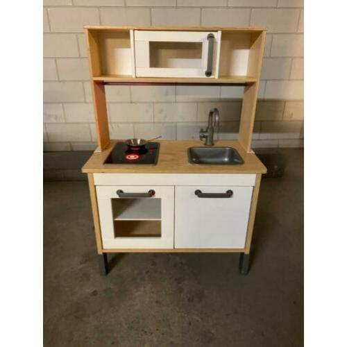 Te koop Ikea keukentje met accessoires