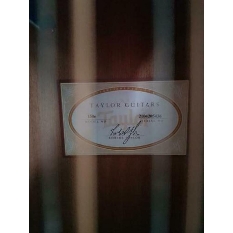 Taylor 12 string semi acoustiche