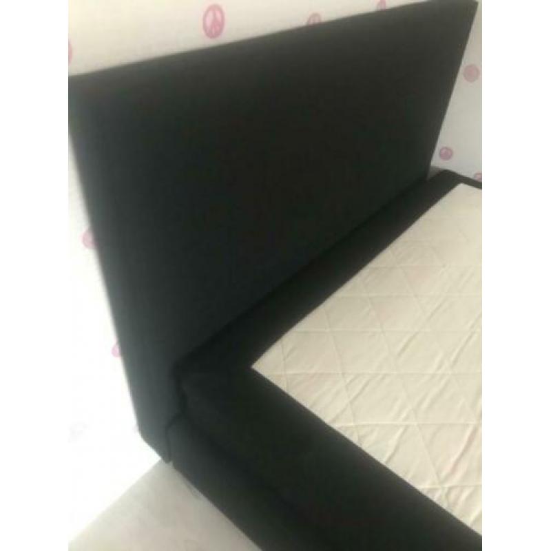 Bed, Boxspring