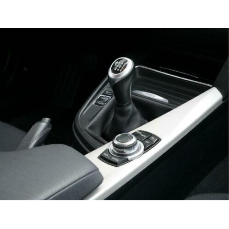 BMW 3 Serie Touring 316i 136pk Business Navigatie / Bluetoot