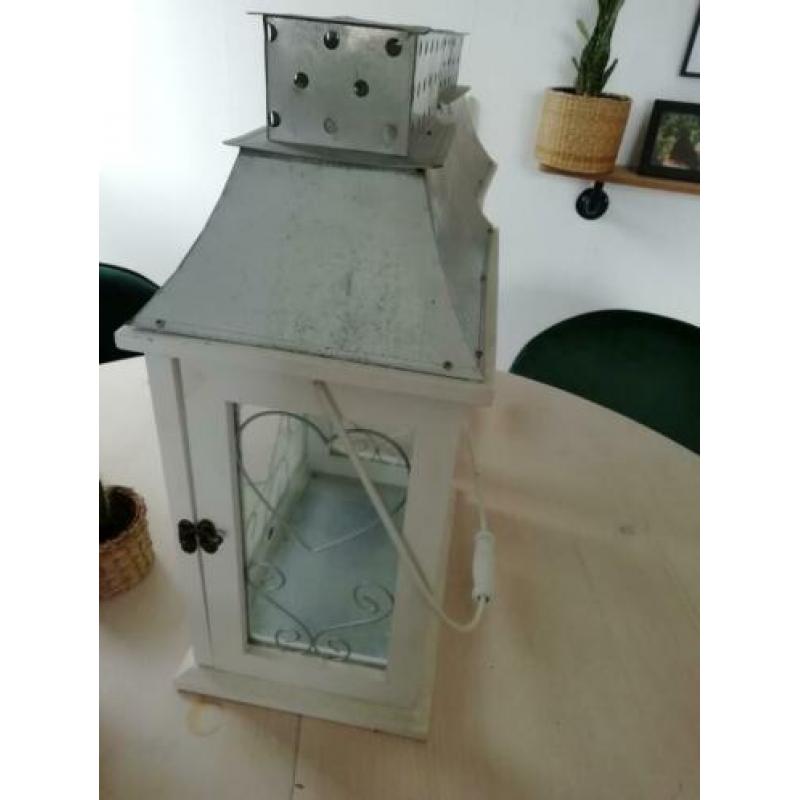 Brocante windlichten, hout met metaal