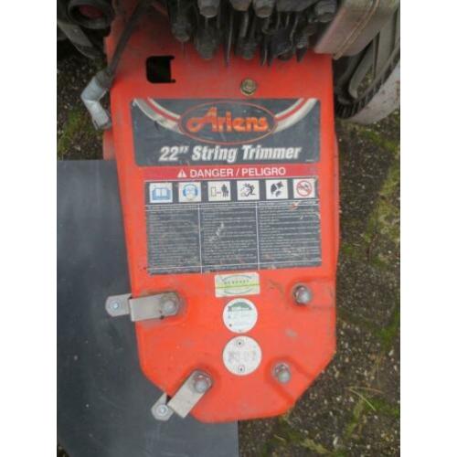 Ariens 22 inch string trimmer - vastgelopen