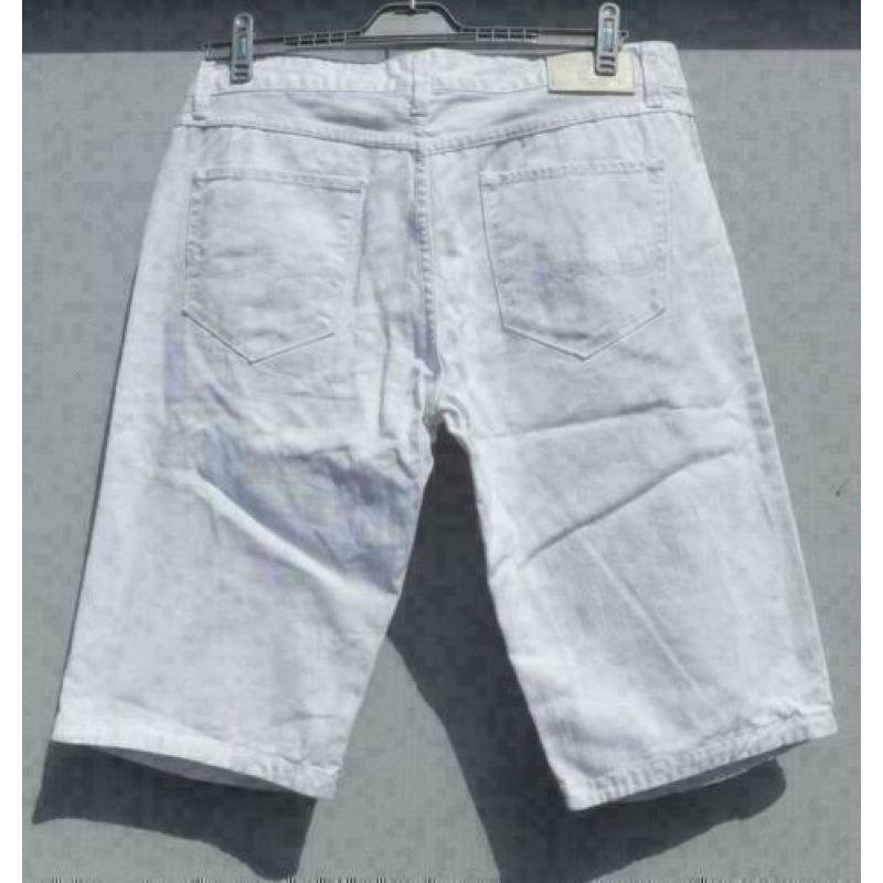 JACK&JONES witte spijker bermuda mt XL