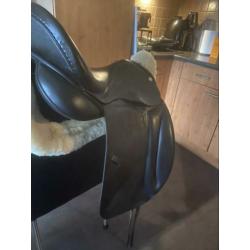 Rossner zadel te koop 17,5 inch